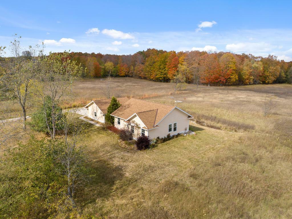 Property Photo:  1746 Beckon Road  MI 49769 