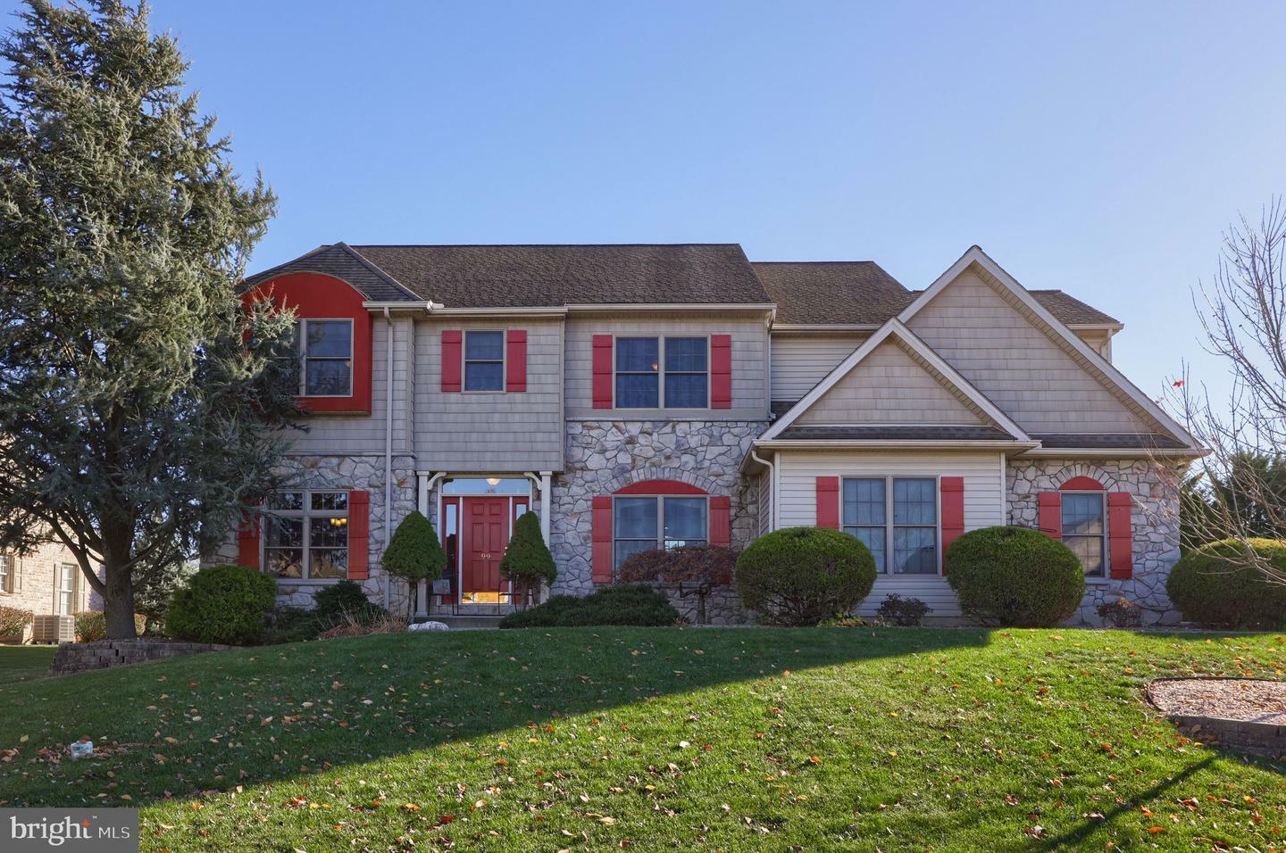 Property Photo:  99 Auburn Drive  PA 17003 