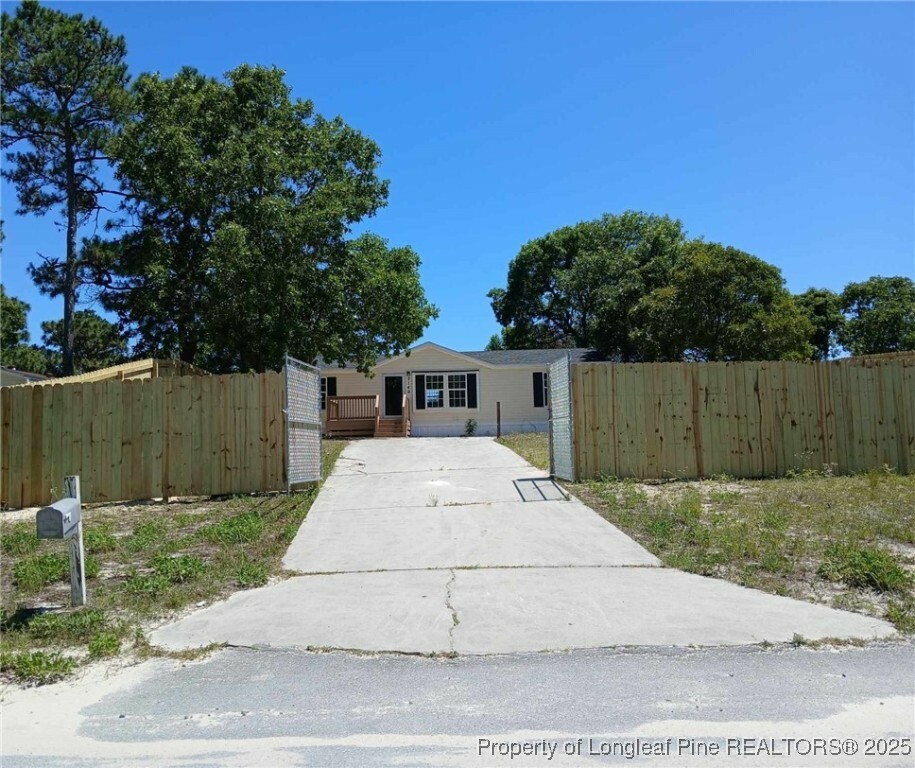 Property Photo: 2149 Seashore Hills Road SW NC 28462