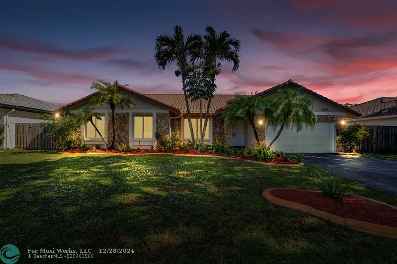 Property Photo:  5103 NW 66th Ln  FL 33067 