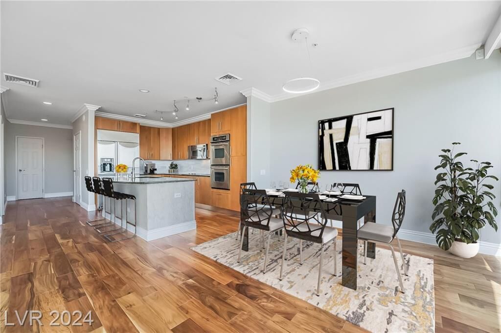 Property Photo:  200 West Sahara Avenue 3906  NV 89102 