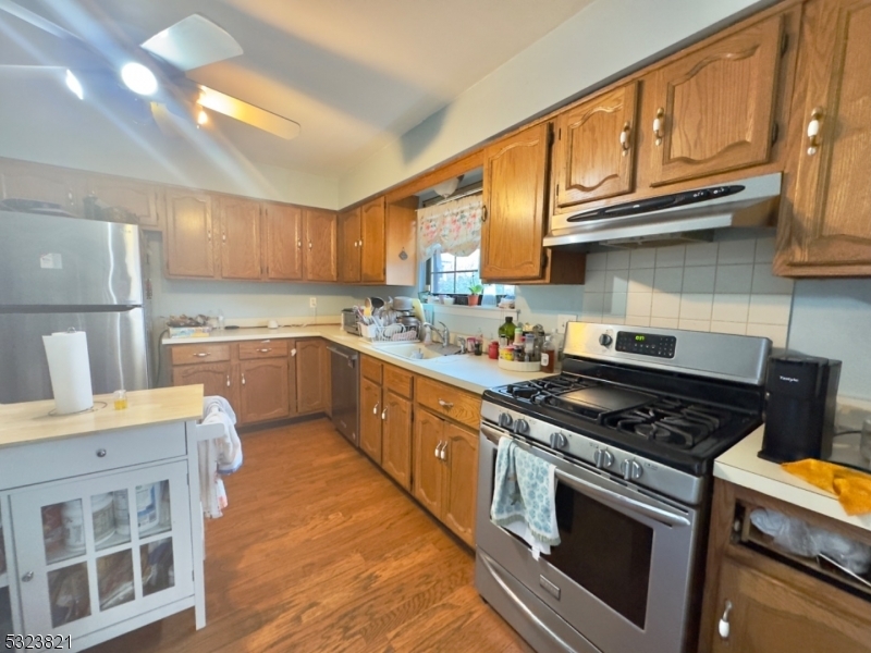 Property Photo:  2805 Kent Pl  NJ 08844 