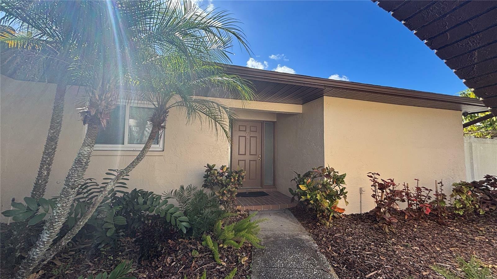 Property Photo:  715 Redondo Drive  FL 33511 