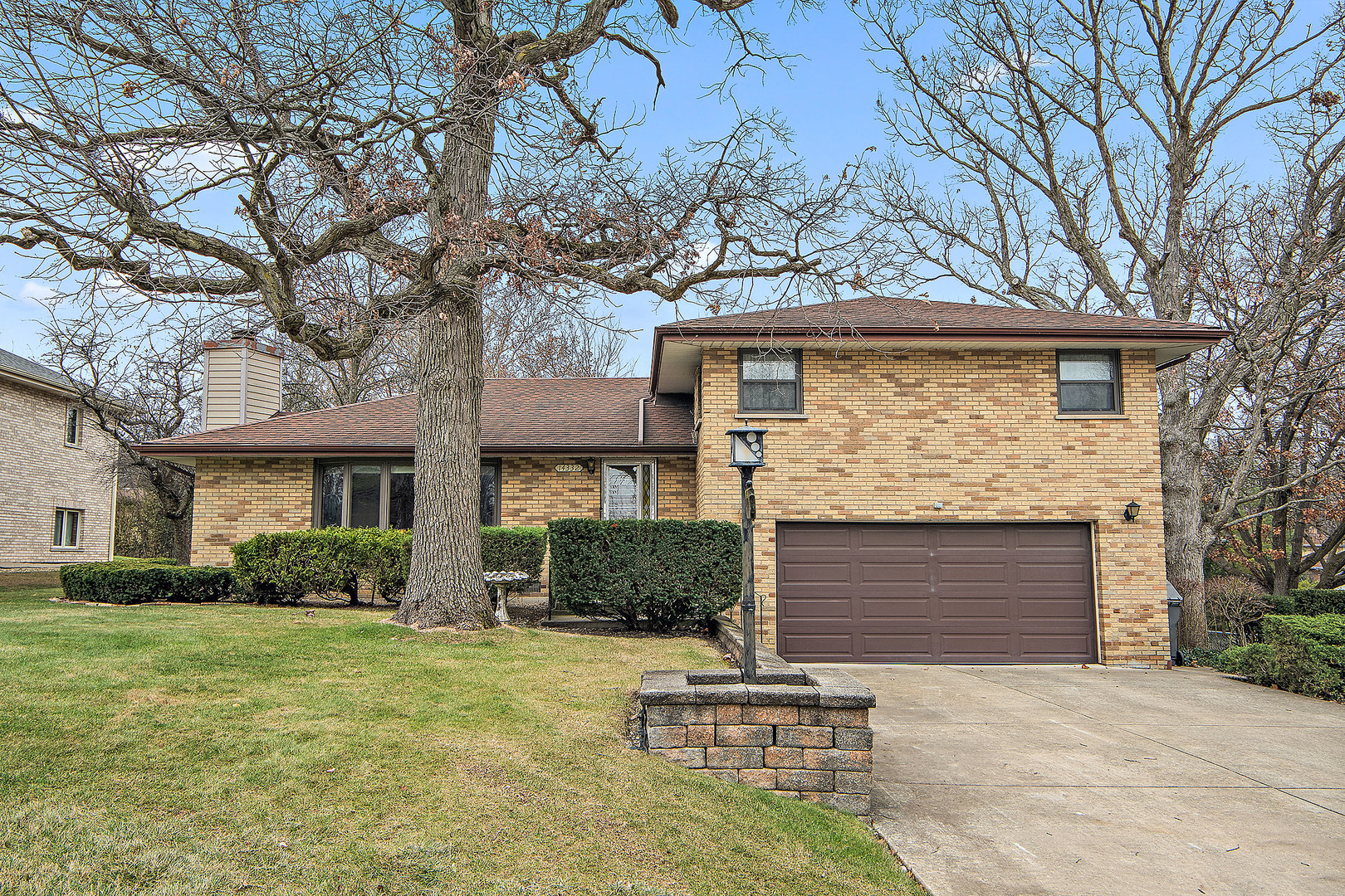 Property Photo:  14332 Oakley Avenue  IL 60462 