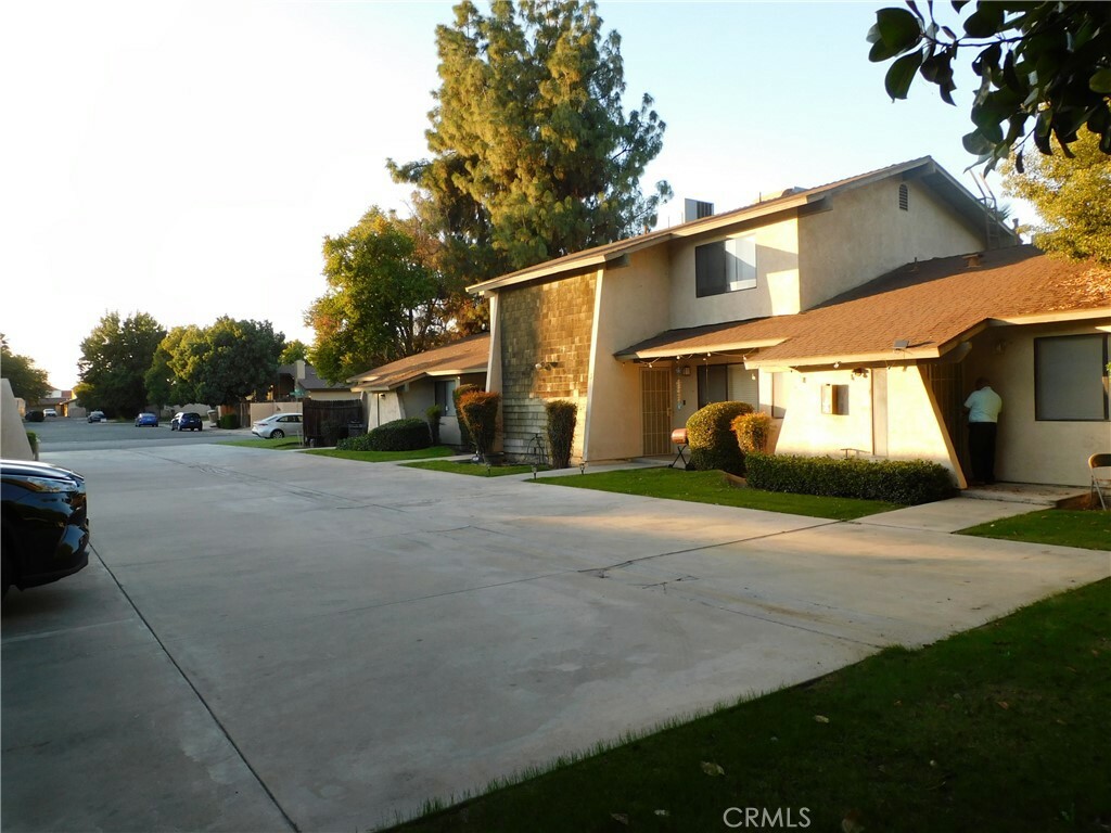 Property Photo:  808 Quailridge Road  CA 93309 