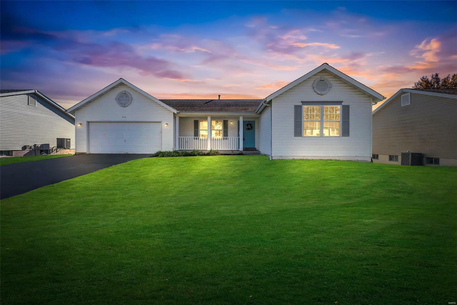 Property Photo: 714 Whispering Willow Drive MO 63366