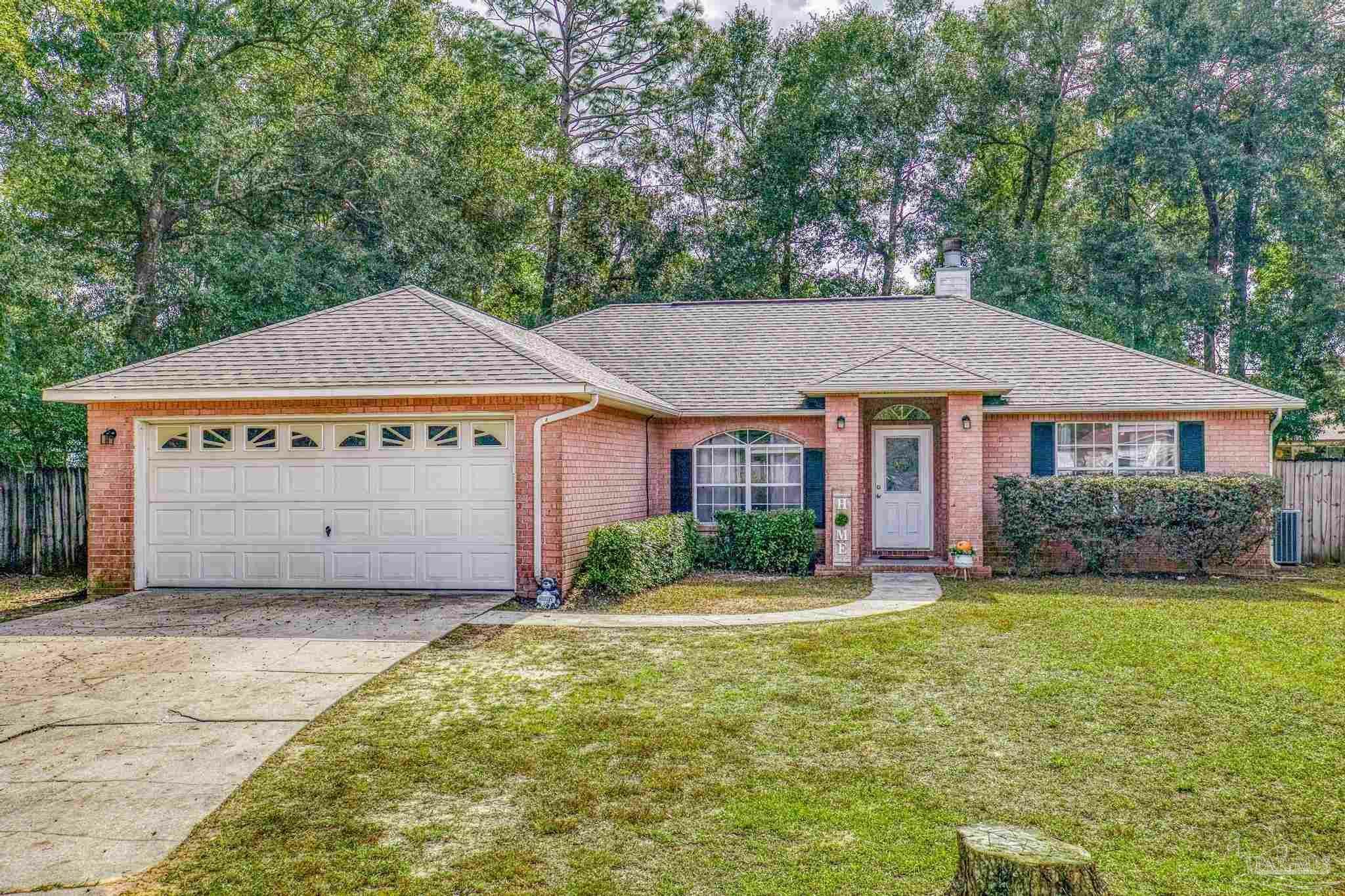 Property Photo:  6177 Broad Wing Ct  FL 32570 