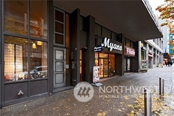 Property Photo:  1519 3rd Avenue 505  WA 98102 