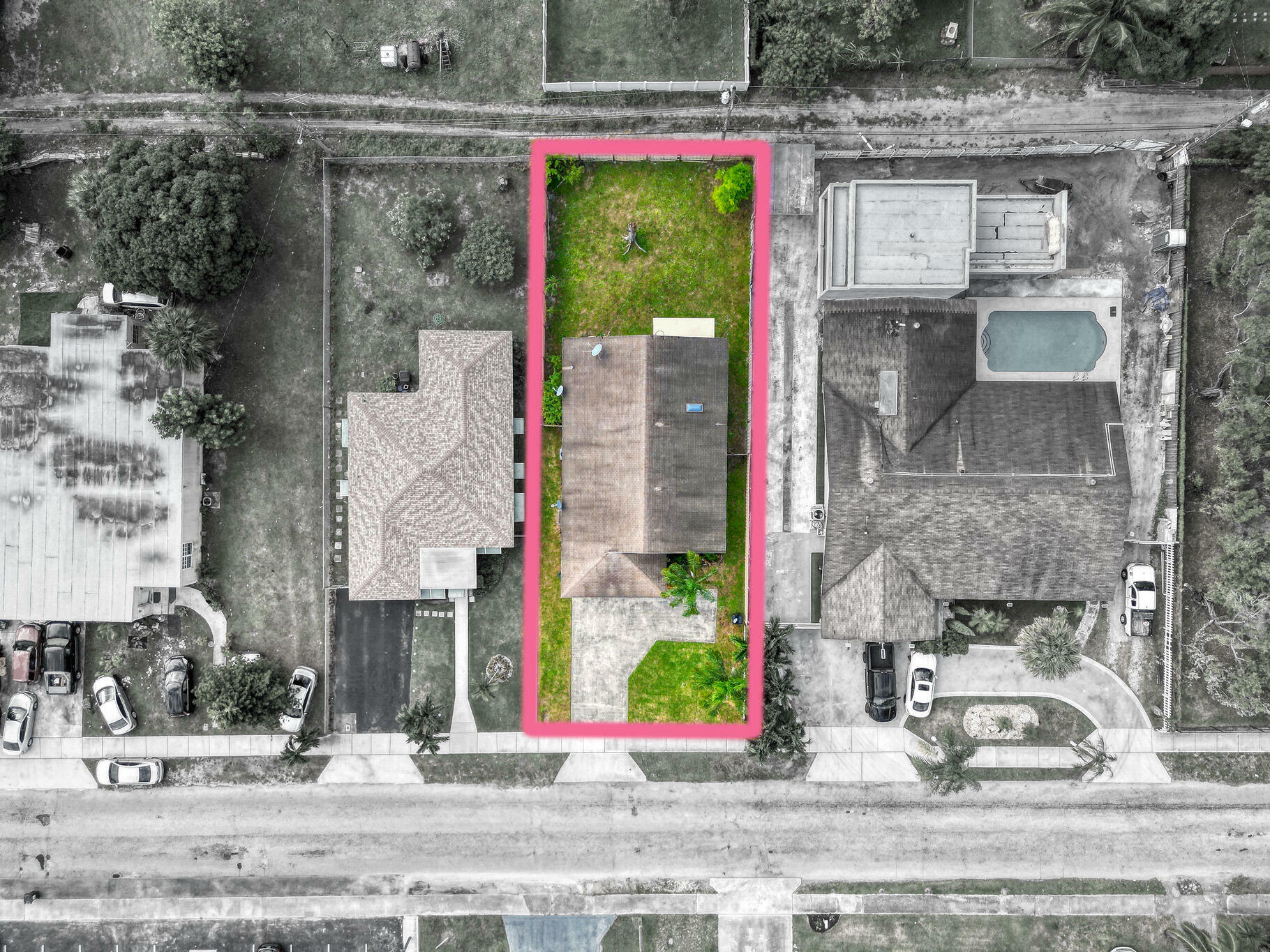 Property Photo:  124 NW 8th Avenue  FL 33444 