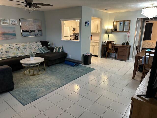 300 Horizons W 102  Boynton Beach FL 33435 photo