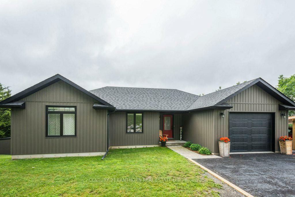 Property Photo: 1053 Smith Street ON K0K 1H0