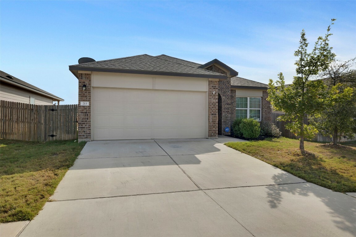 Property Photo:  213 Freedom Park Avenue  TX 78642 