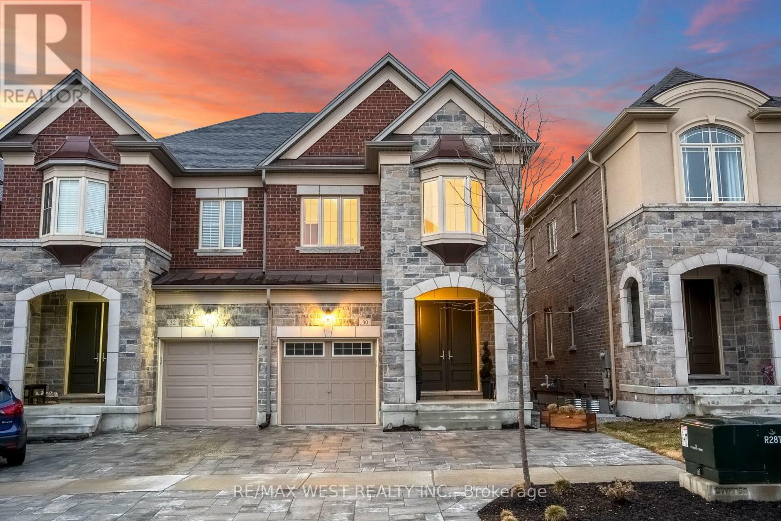 30 Drizzel Crescent  Richmond Hill (Oak Ridges) ON L4E 1G8 photo