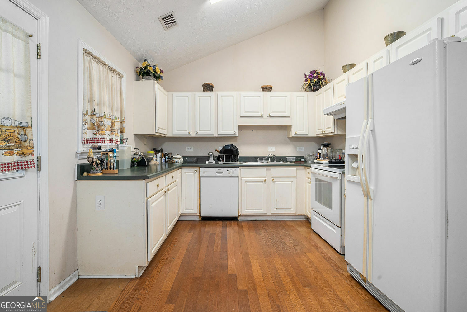 100 Gales Way E  Newnan GA 30263 photo