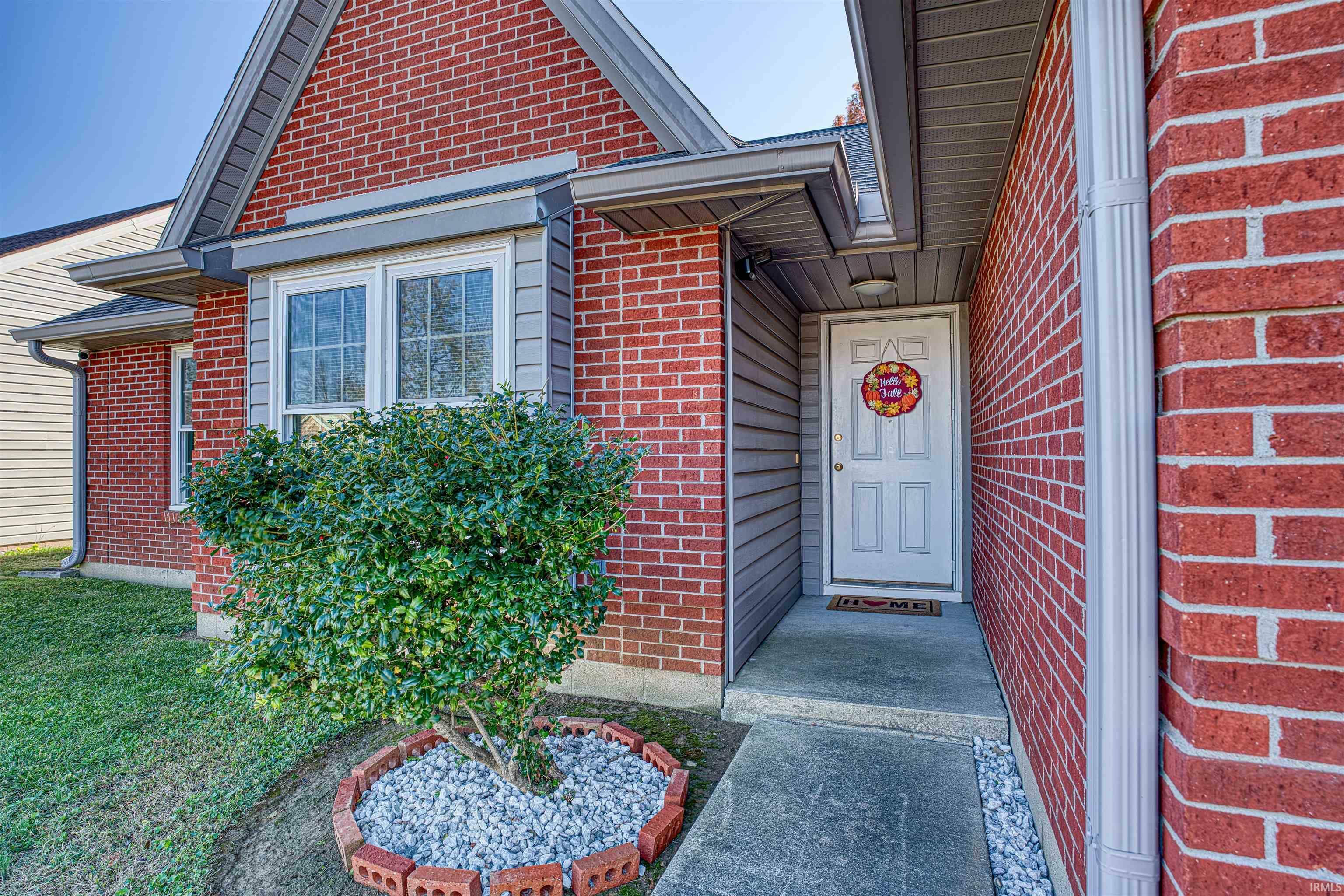 Property Photo:  3801 Deer Trail Dr Drive  IN 47715 