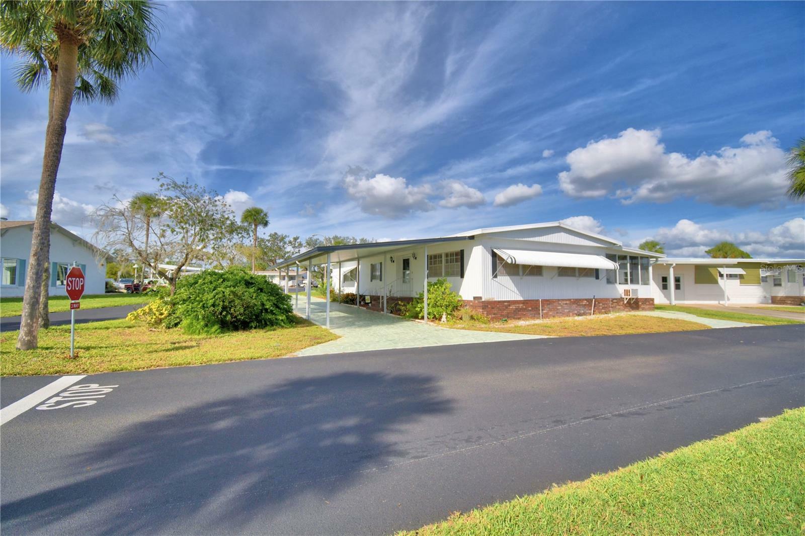 Property Photo:  4710 Dogwood Street  FL 33880 