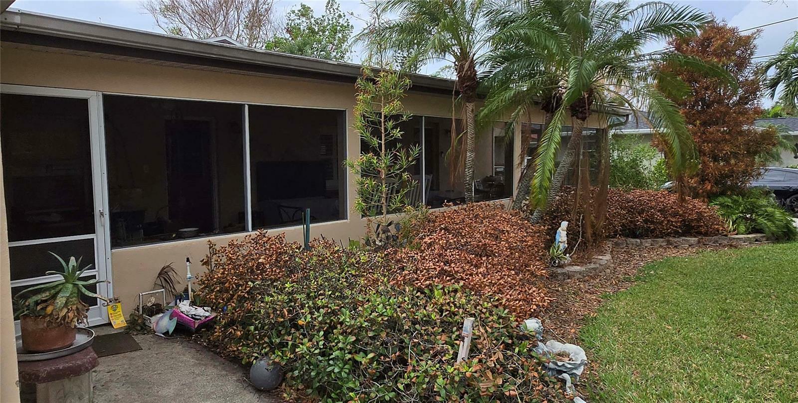 Property Photo: 7054 Hibiscus Avenue S FL 33707