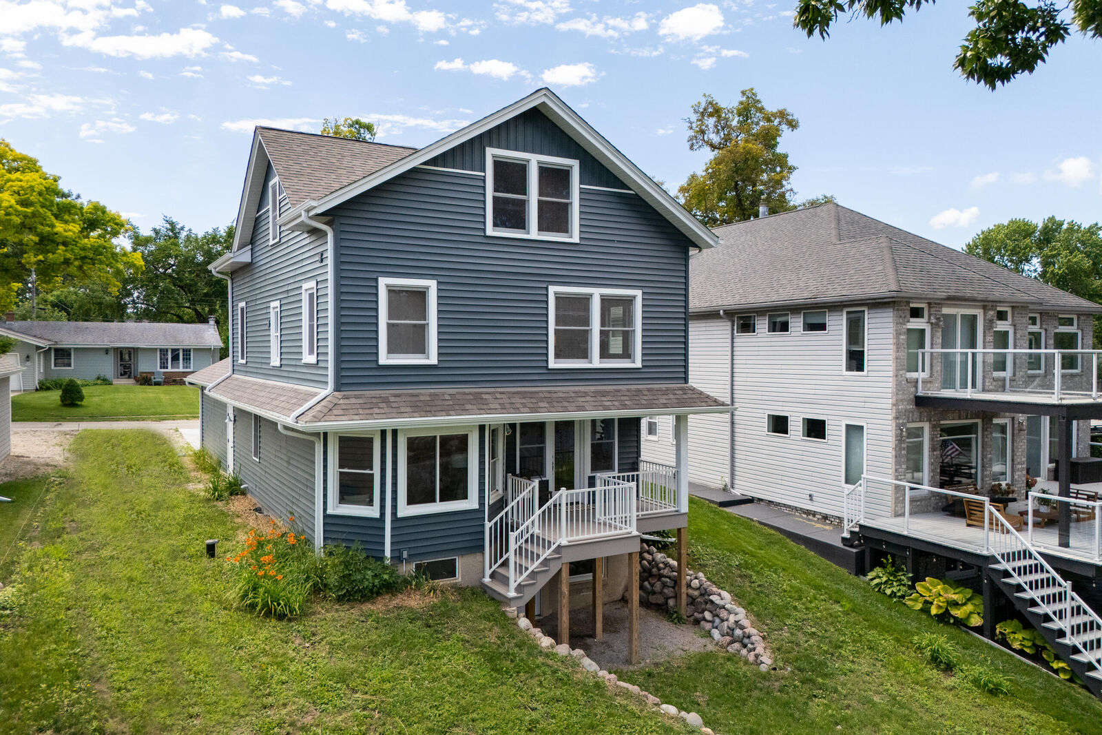 Property Photo:  W188s7598 Oak Grove Dr  WI 53150 