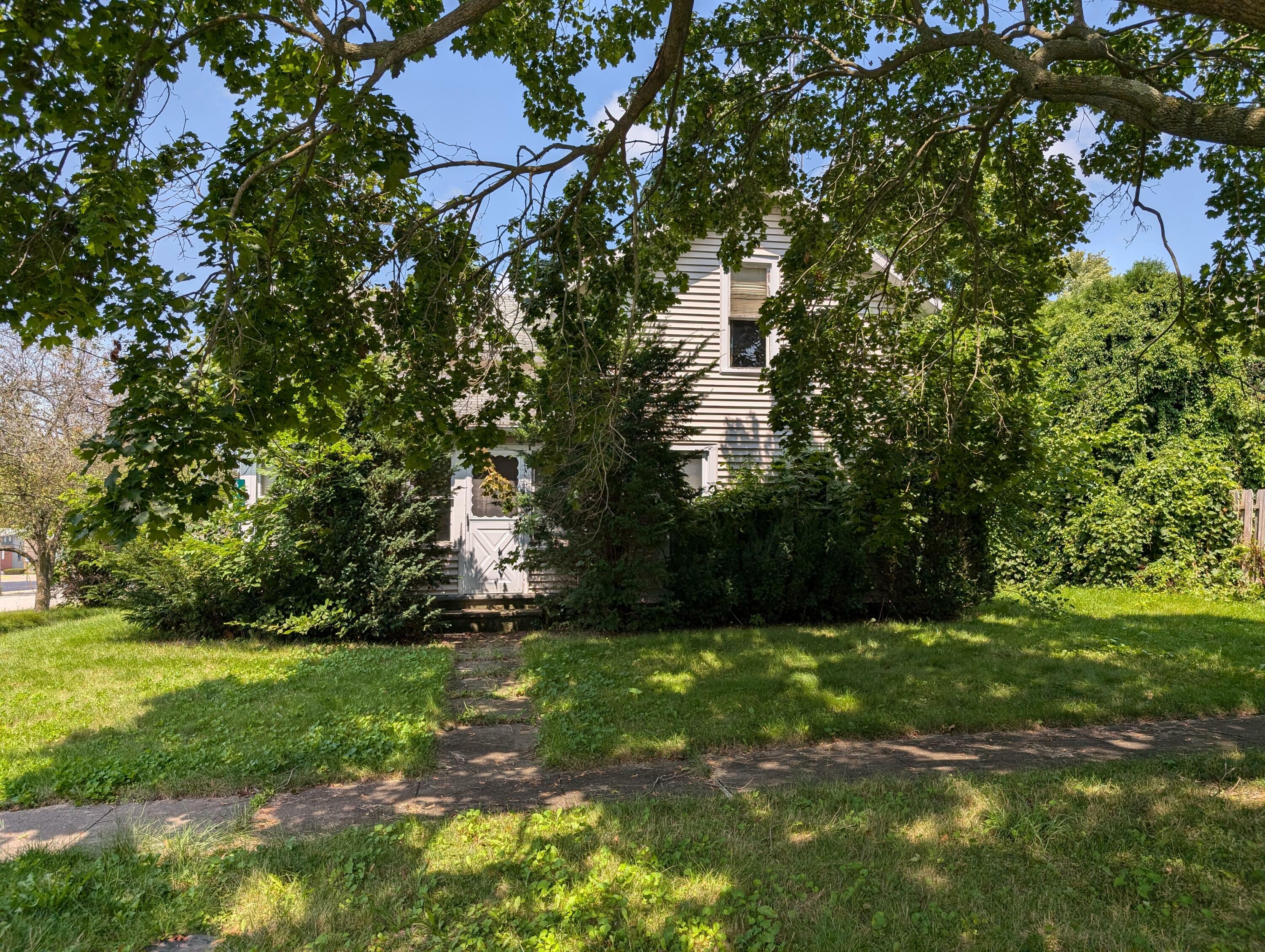 Property Photo: 6651 Berrien Street E MI 49111