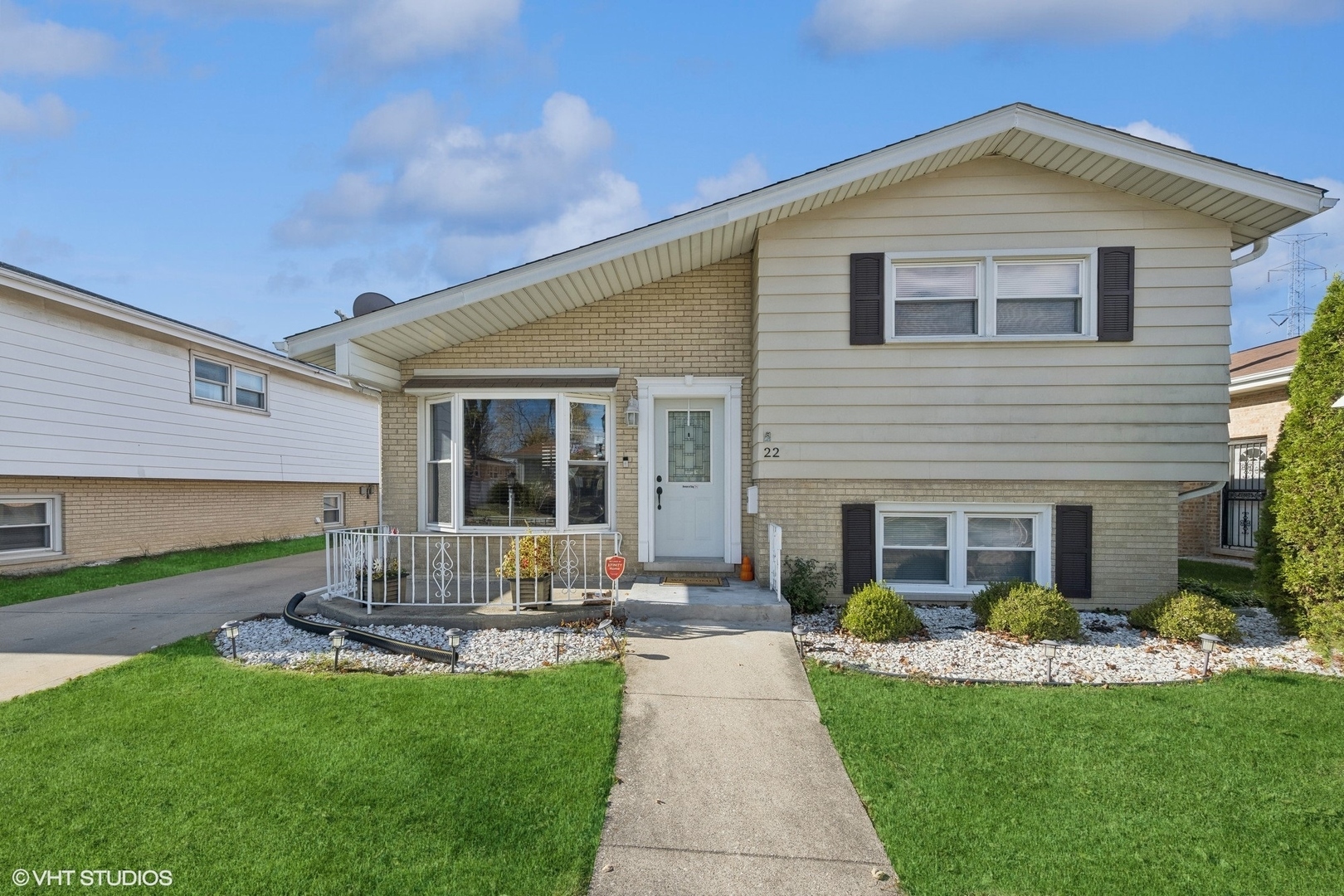 Property Photo:  22 51st Avenue  IL 60104 