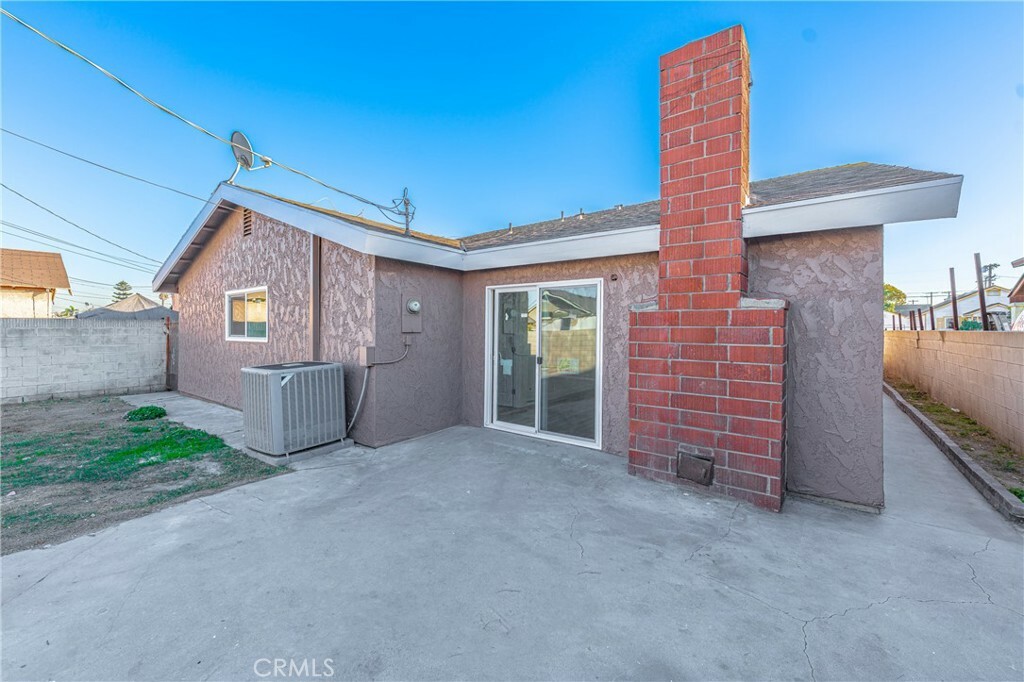 Property Photo:  1345 84th Pl  CA 90044 