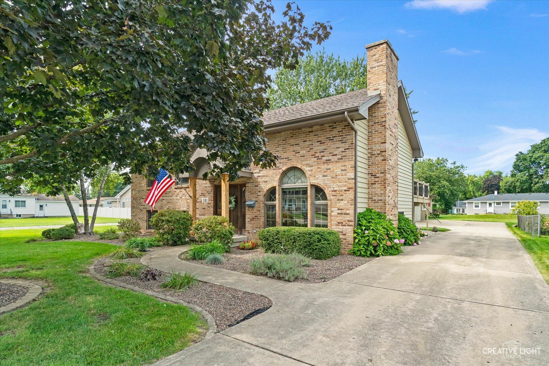 Property Photo:  341 Lisbon Street  IL 60548 