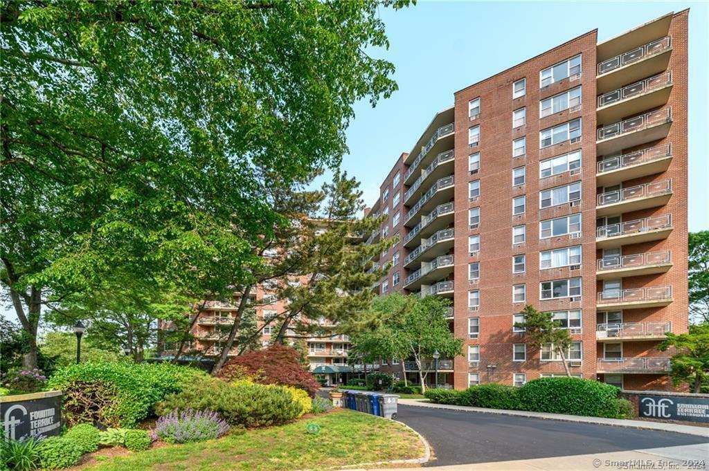 71 Strawberry Hill Avenue Apt 811  Stamford CT 06902 photo