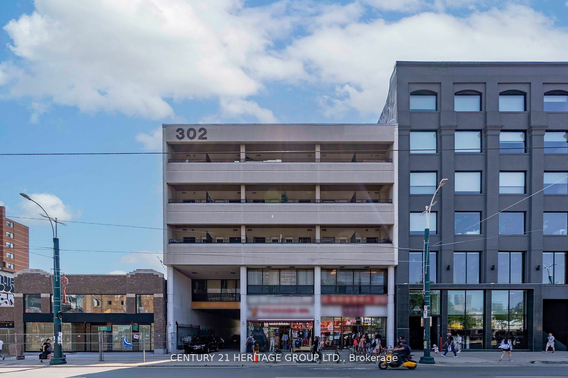 Property Photo:  302 Spadina Ave E 402  ON M5T 2E7 