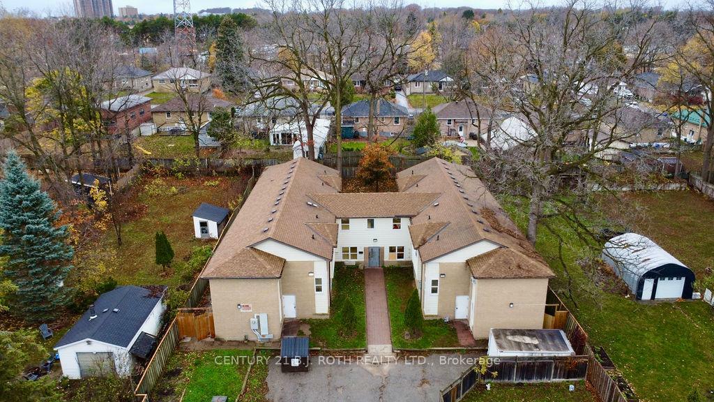 Photo de la propriété: 24 North Street N ON L4M 2R9
