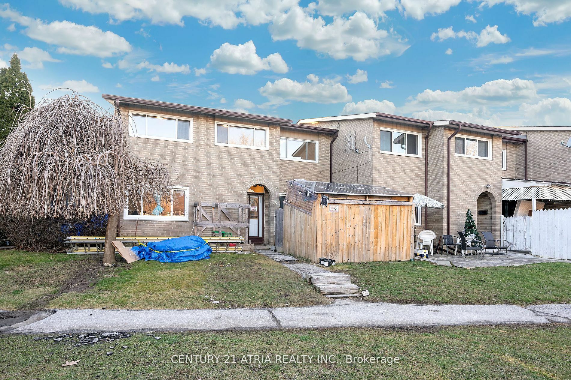 Photo de la propriété:  73 Driftwood Ave 18  ON M3N 2M7 