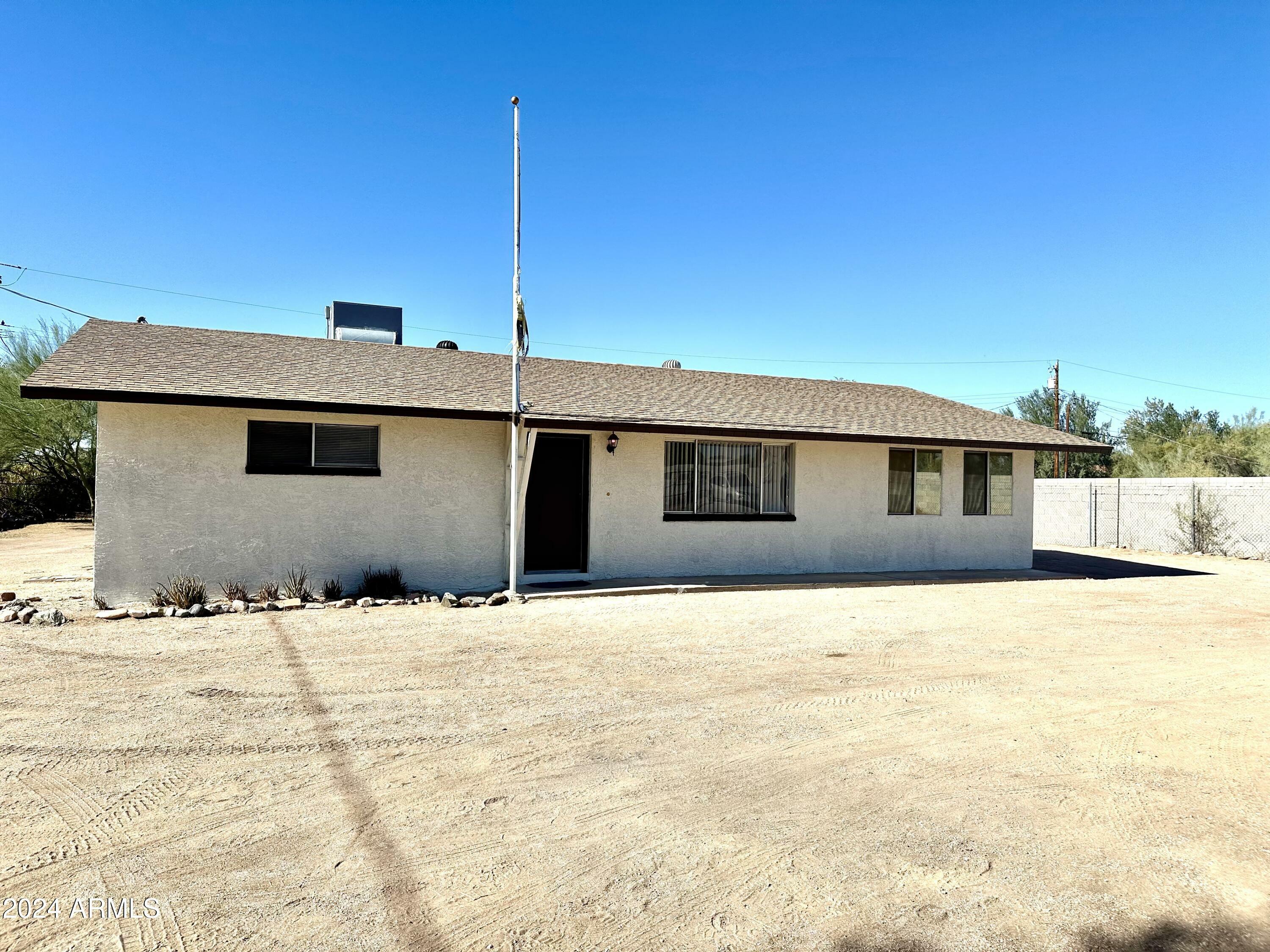 Property Photo:  396 N Ironwood Drive  AZ 85120 