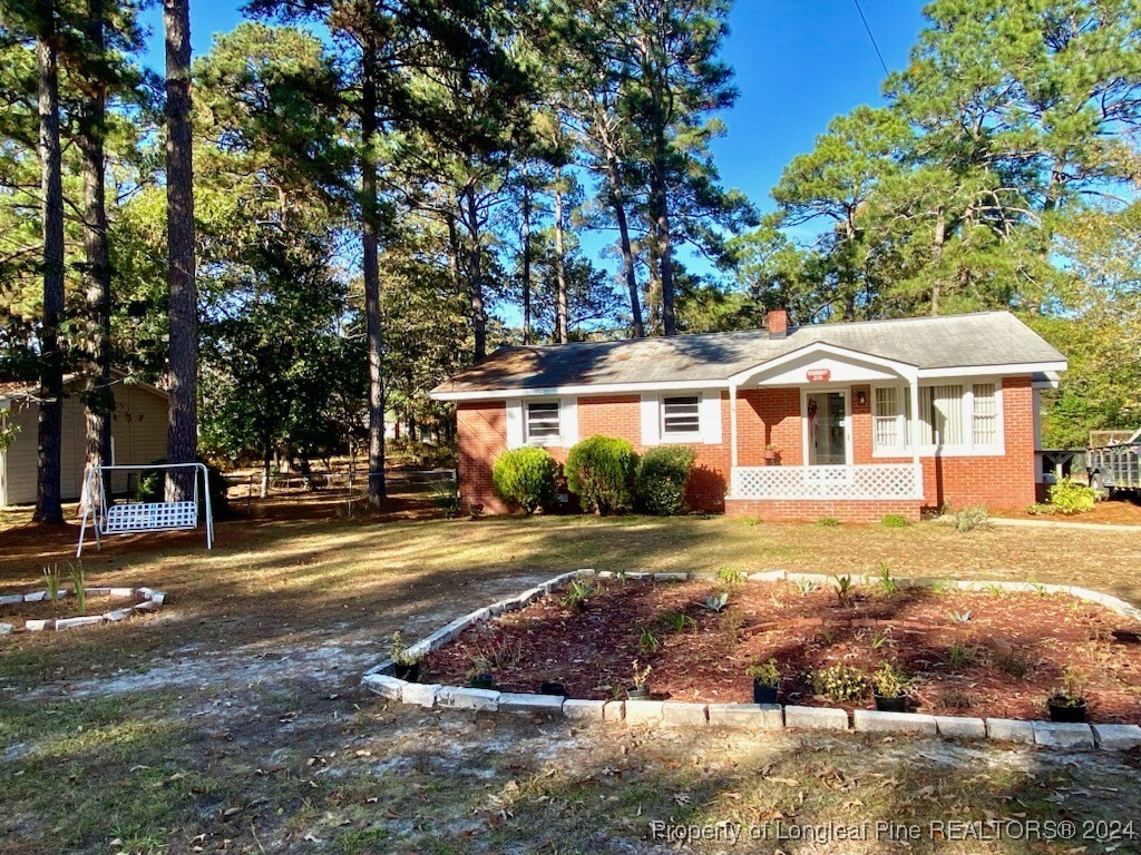 Property Photo:  219 Randolph Avenue  NC 28311 