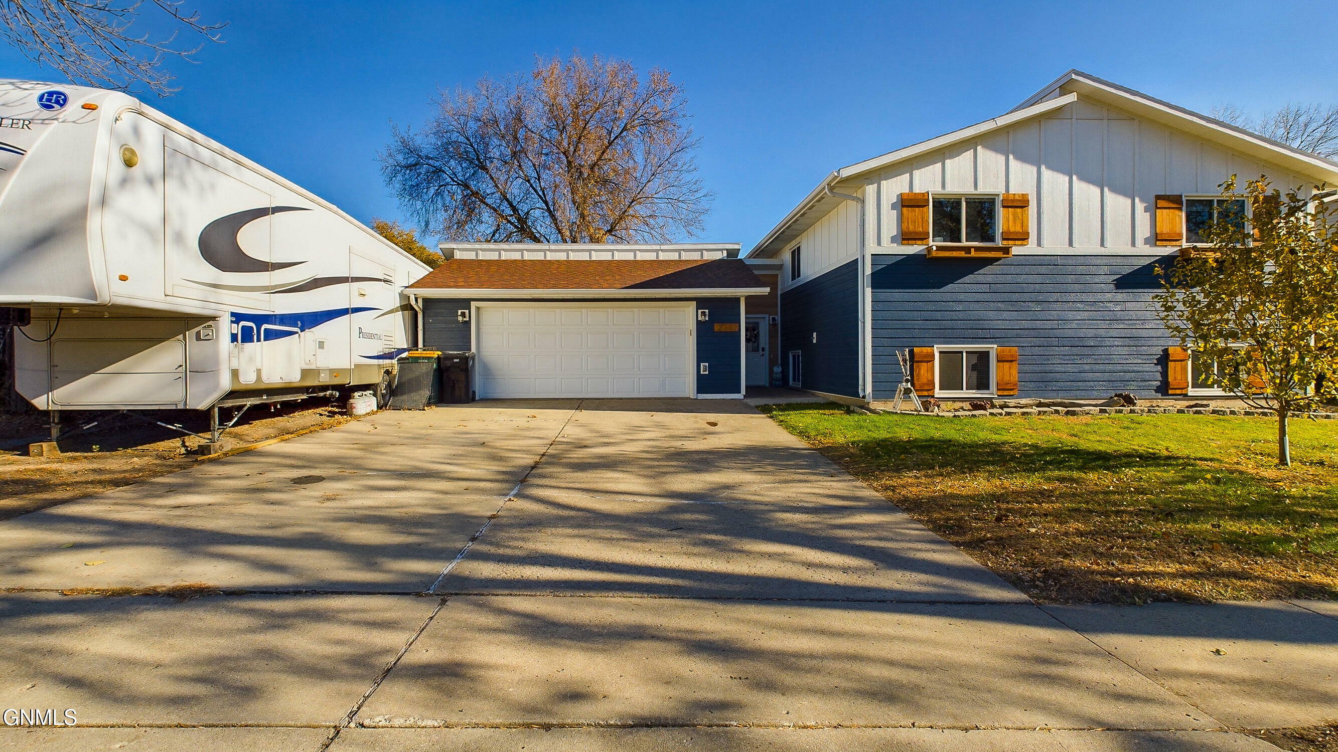 2111 Nagel Drive  Bismarck ND 58501 photo