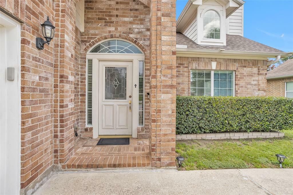 Property Photo:  607 Gamewood Drive  TX 77386 