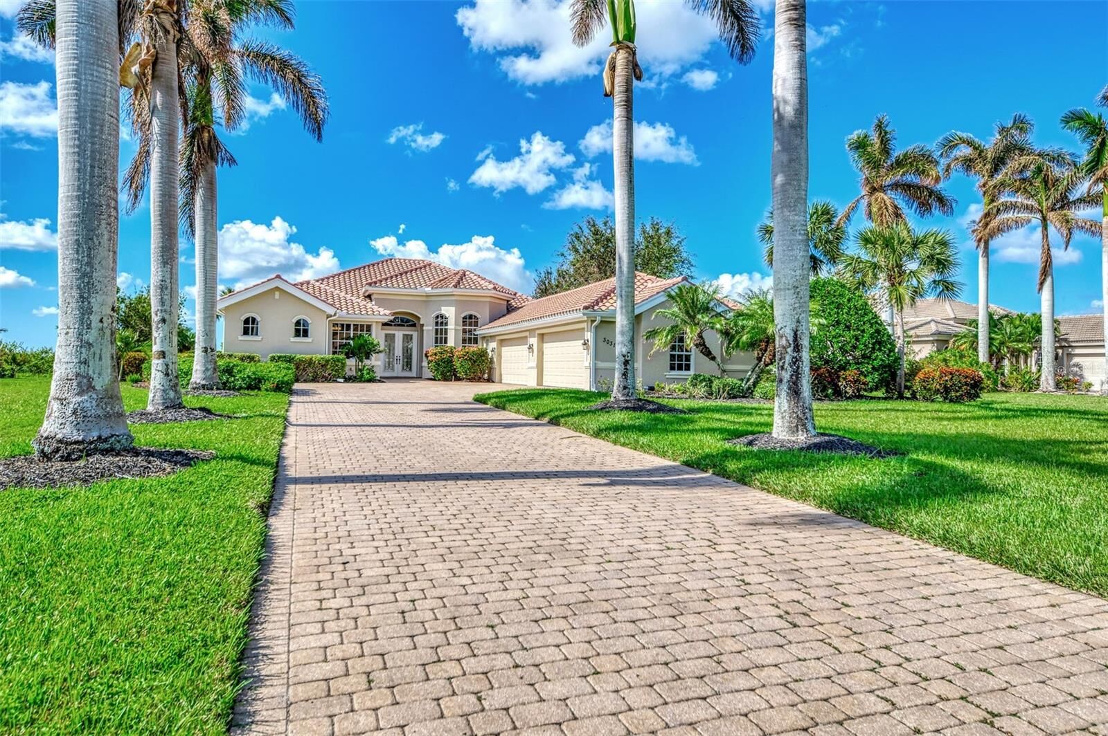 Property Photo: 3031 Rivershore Lane FL 33953