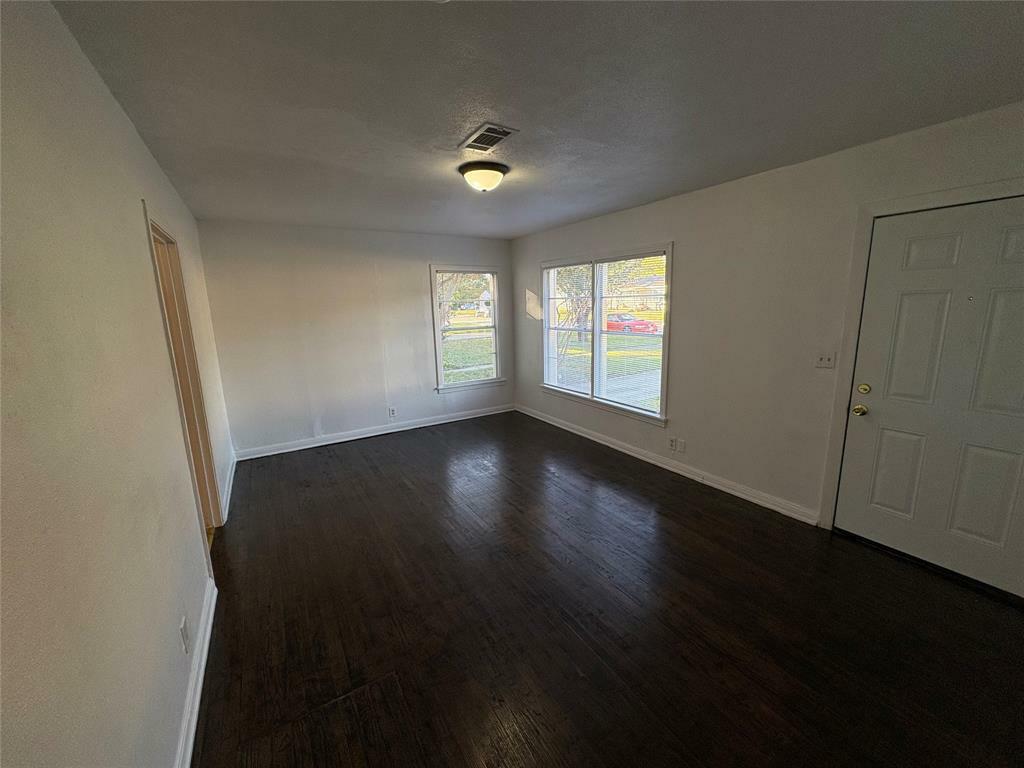 Property Photo:  7401 Mohawk Avenue  TX 76116 