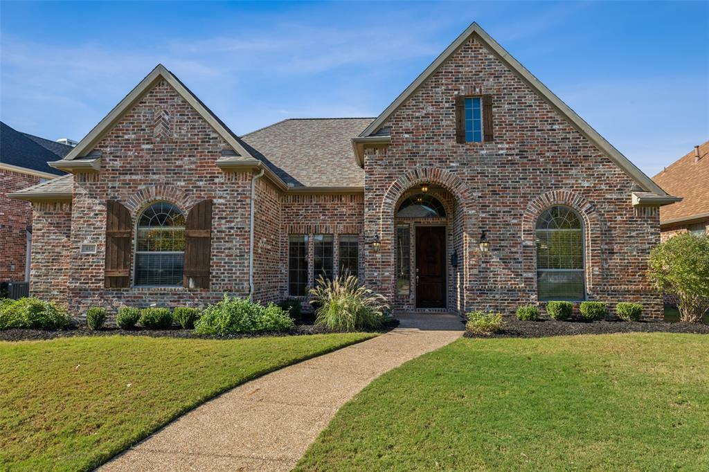 Property Photo:  412 Red Castle Drive  TX 75056 