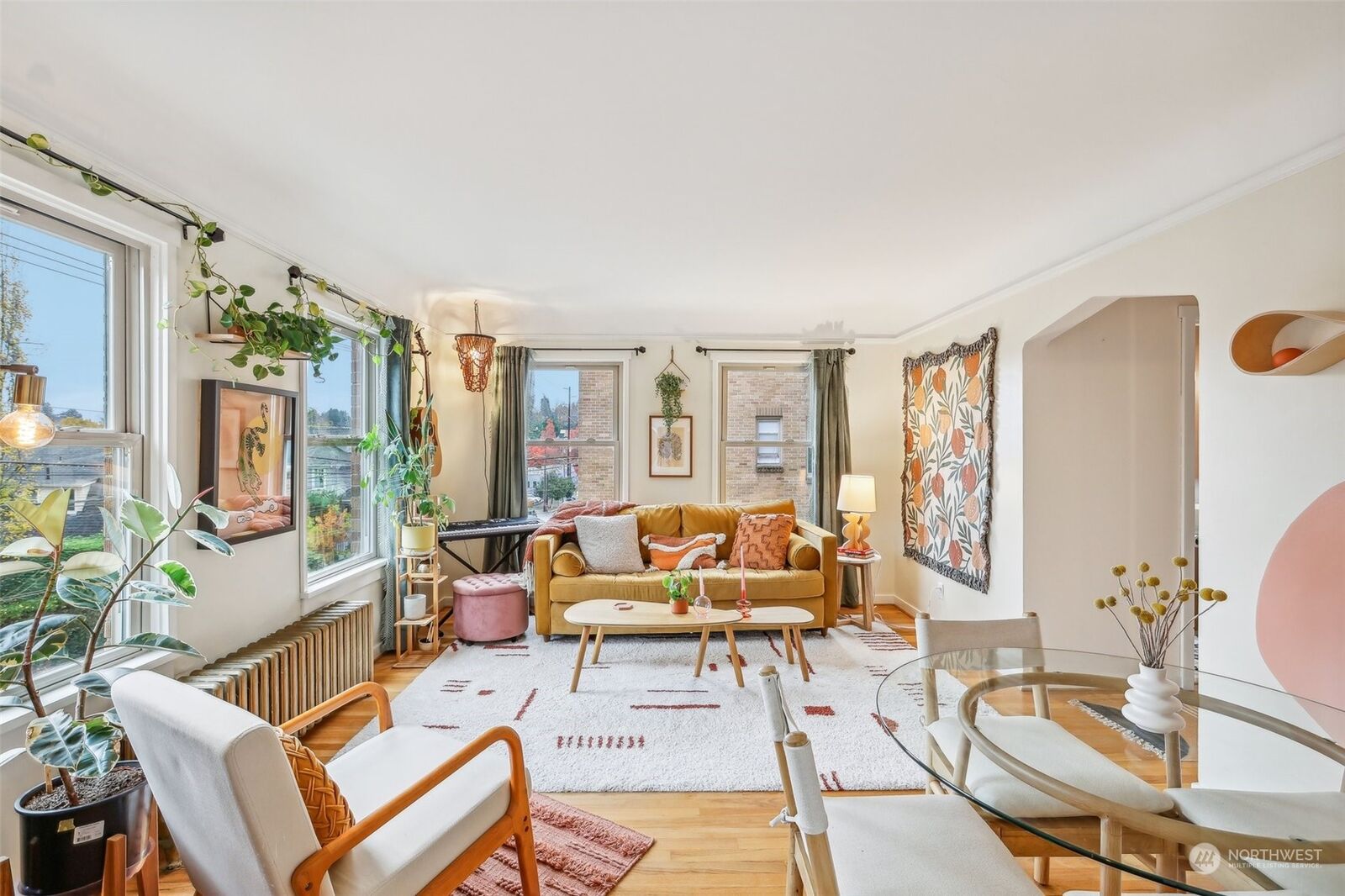 Property Photo: 1427 3rd Avenue W 12 WA 98119