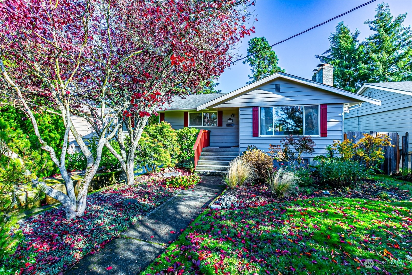 Property Photo:  1807 N Vassault Street  WA 98406 