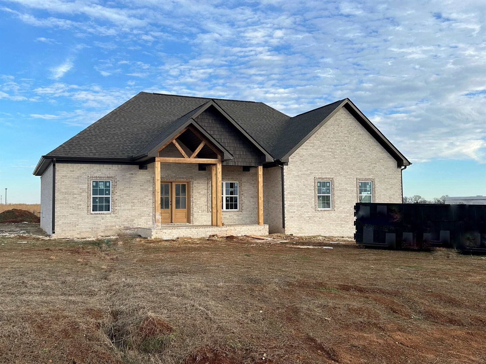 Property Photo:  241 Hummingbird Way  AL 35645 - KILLEN 