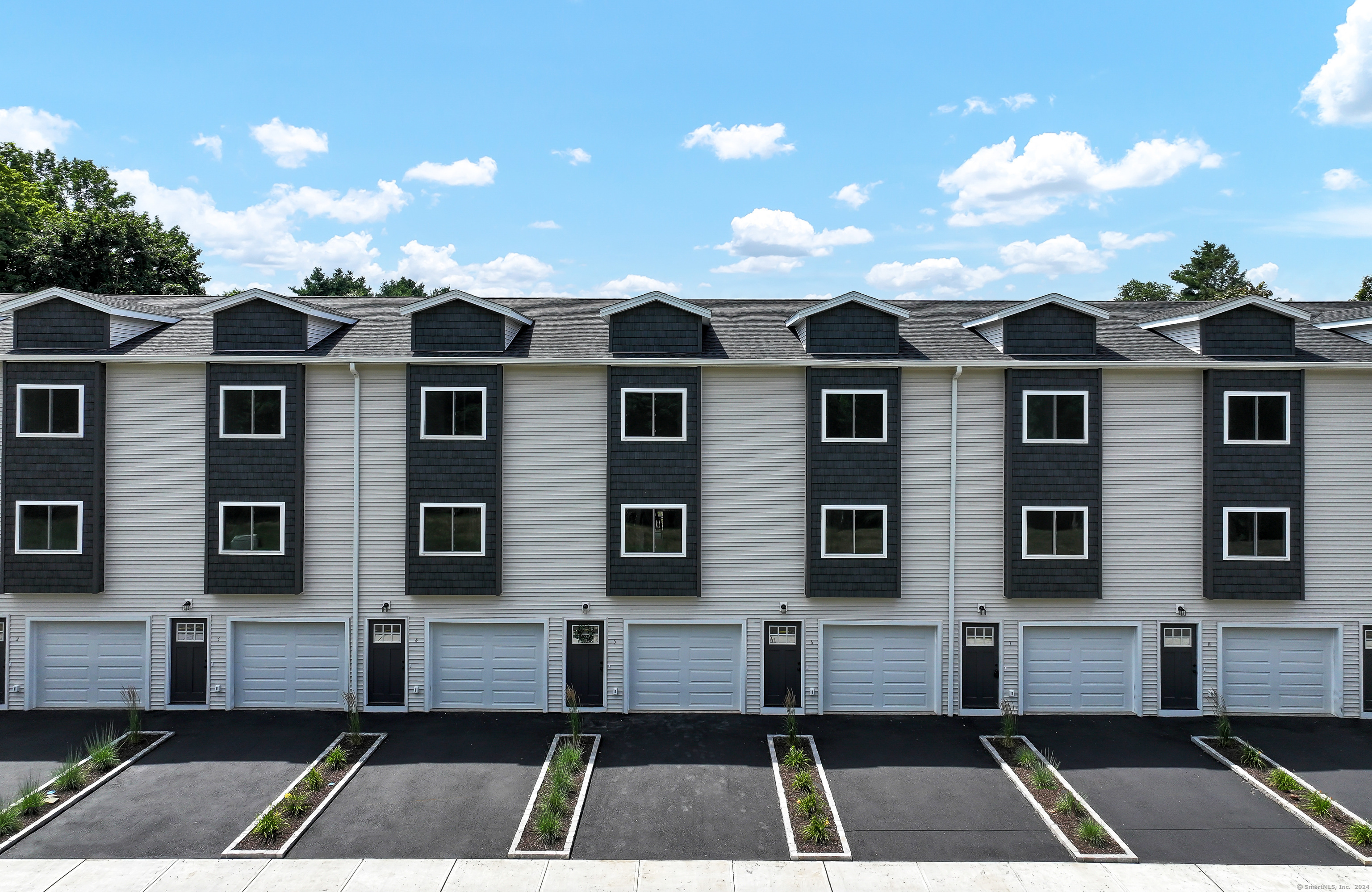Property Photo: 33 Main Street 11 CT 06451