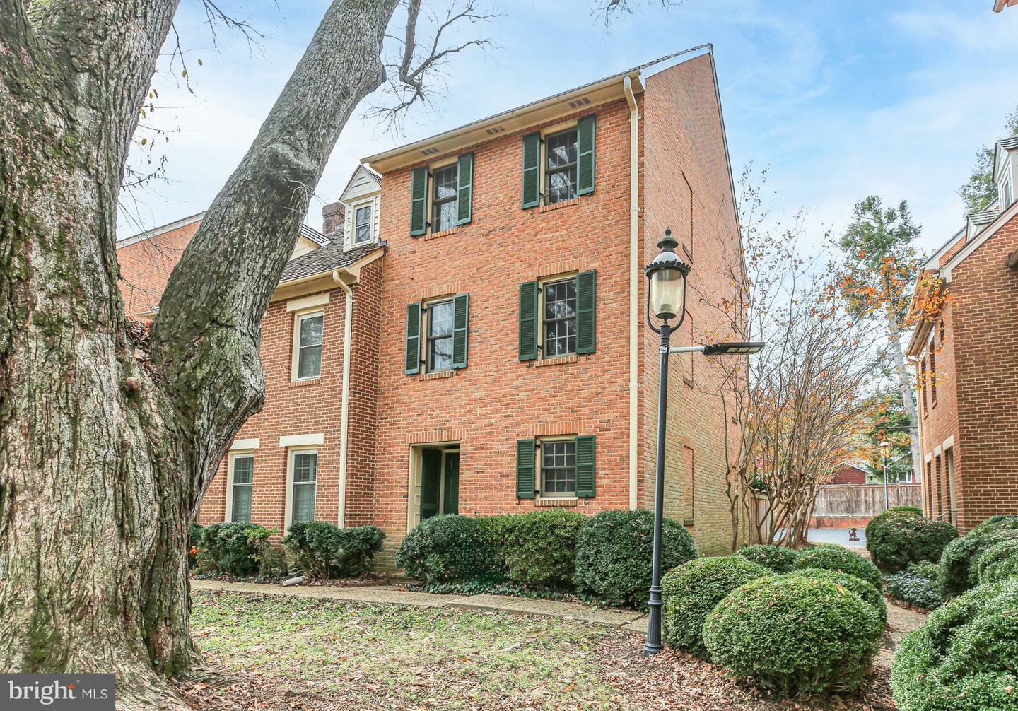 Property Photo:  1308 Kenmore Avenue  VA 22401 