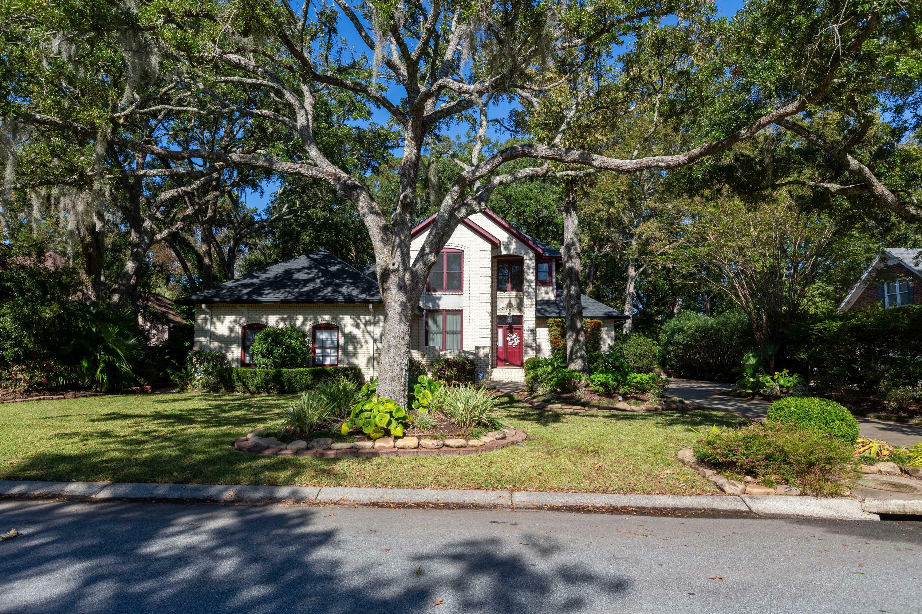 Property Photo:  2360 Eades Lane  SC 29414 