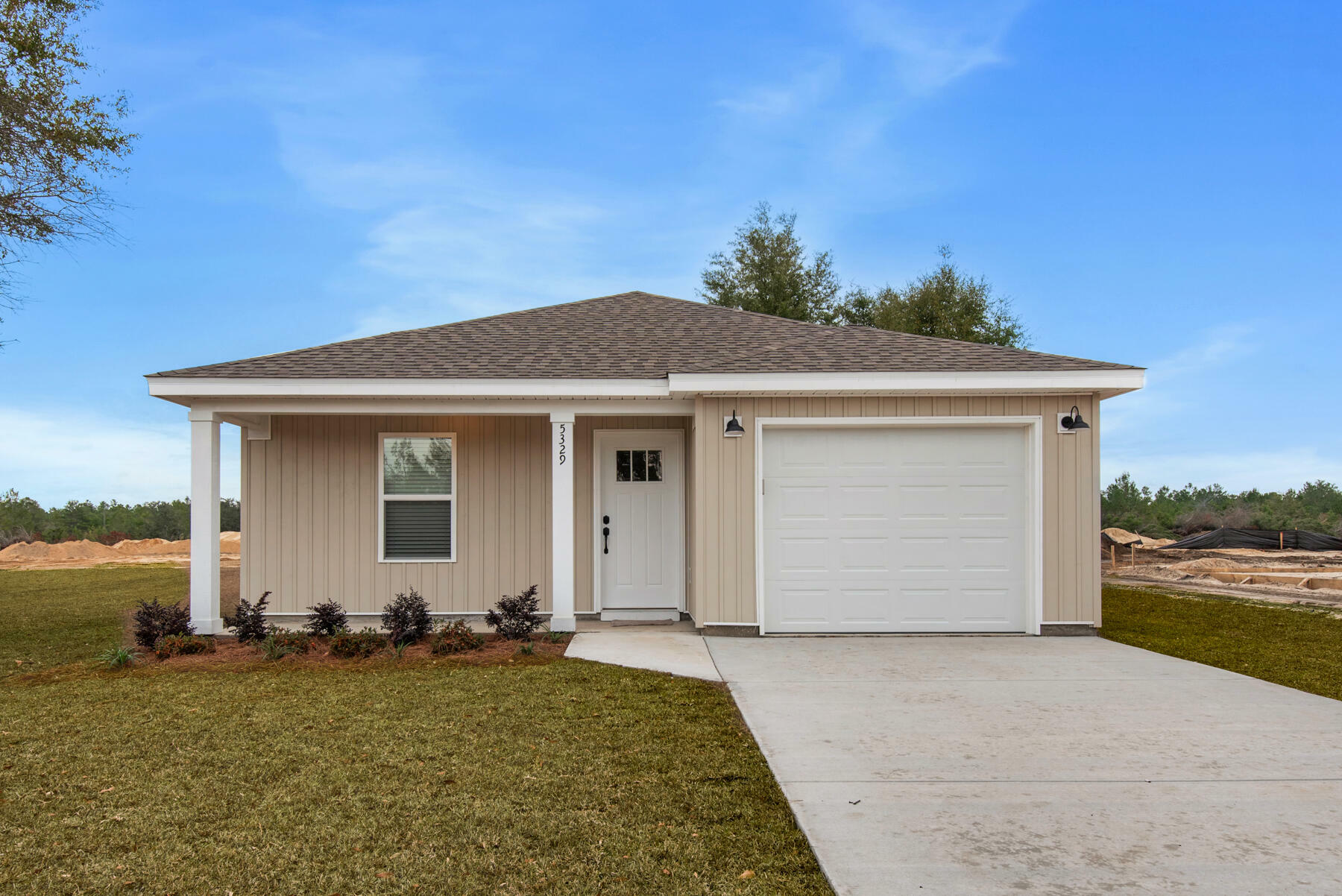 Property Photo:  5373 Highview Drive  FL 32539 