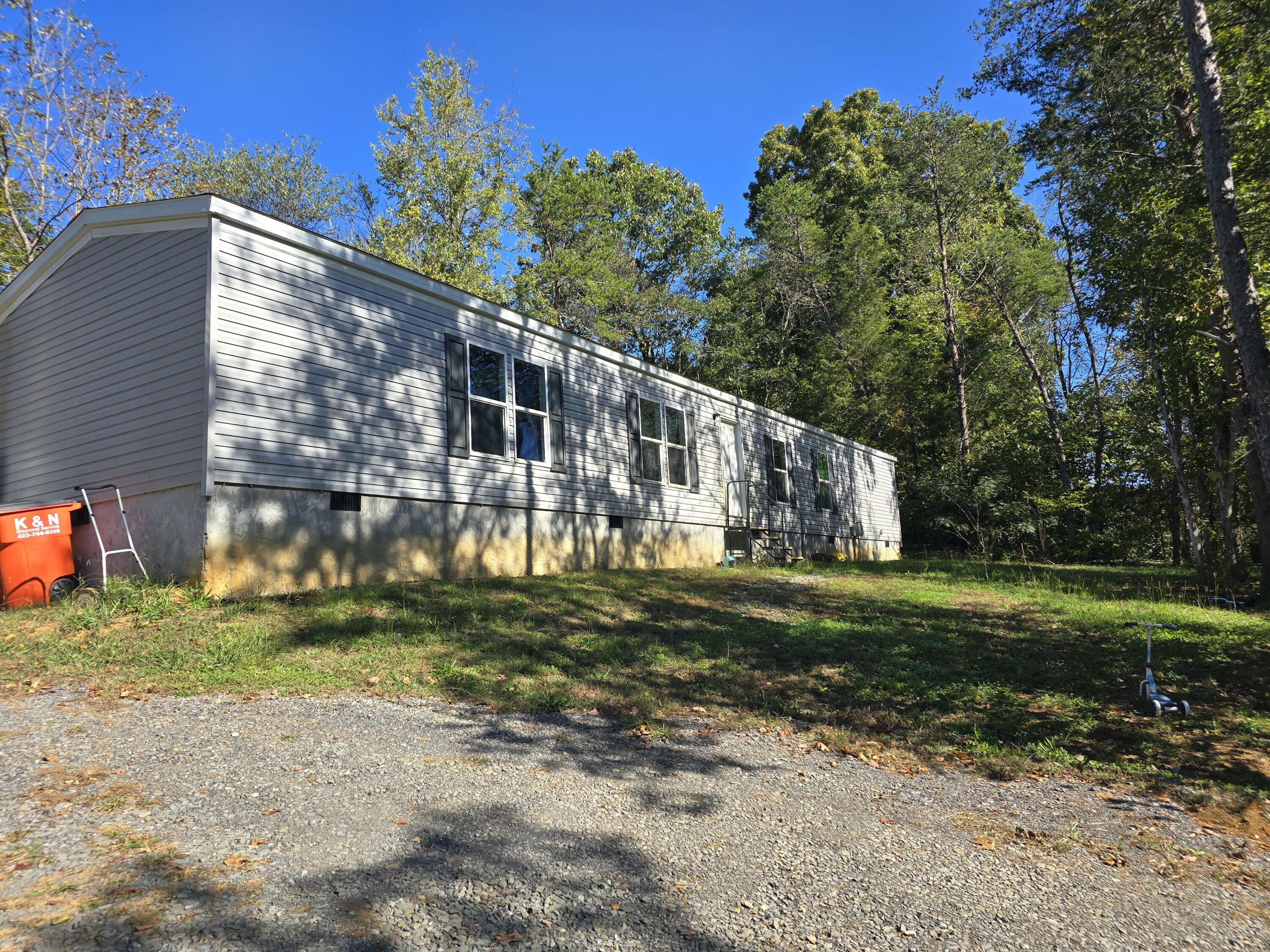 Property Photo:  1418 County Road 700  TN 37303 