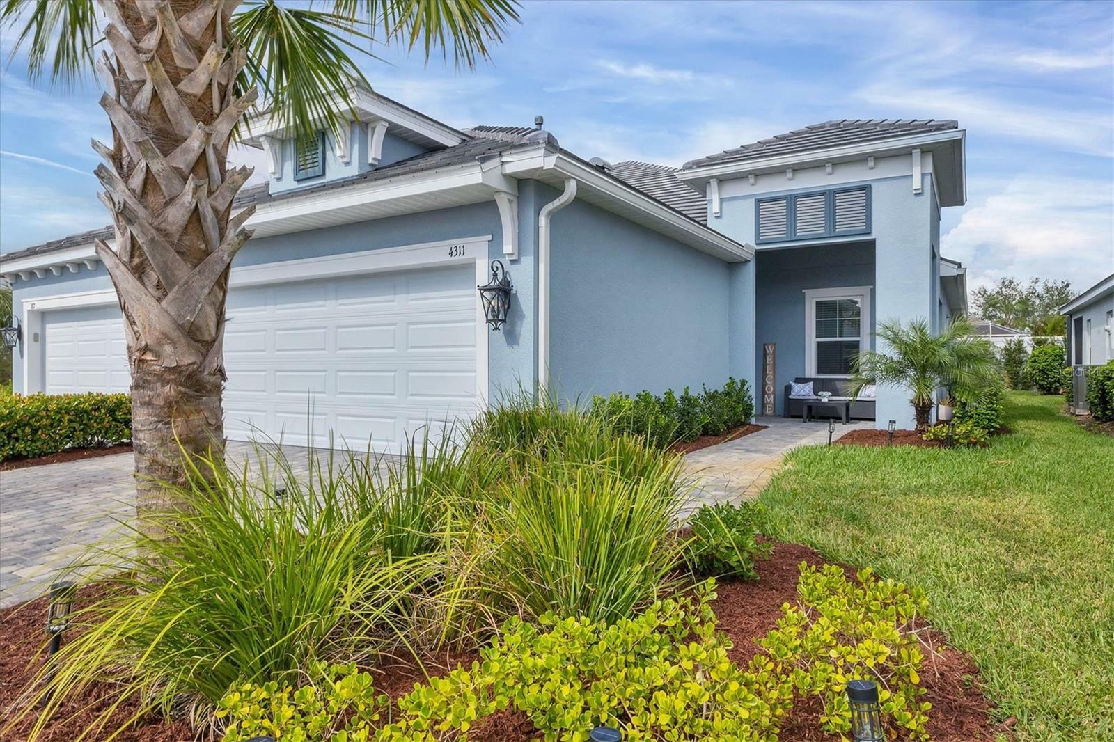 Property Photo:  4311 Star Apple Terrace  FL 34203 