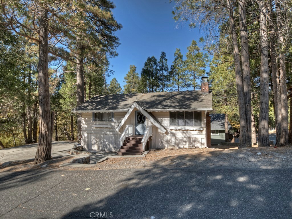 24162 Montreaux Drive  Crestline CA 92325 photo