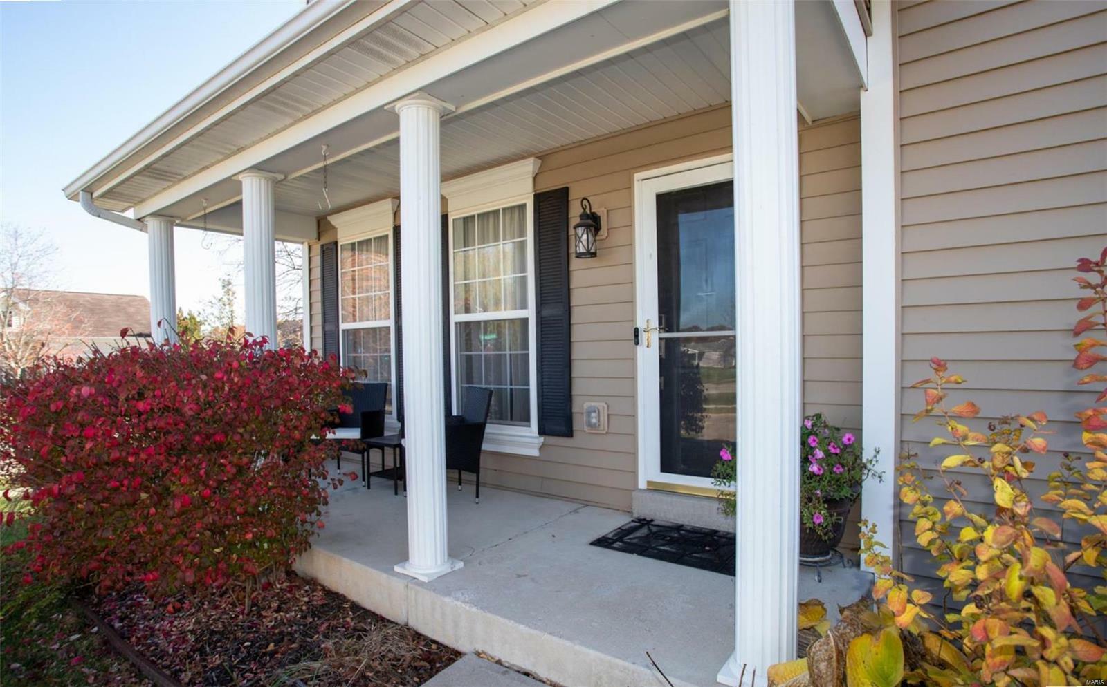 Property Photo:  302 America Street  MO 63385 