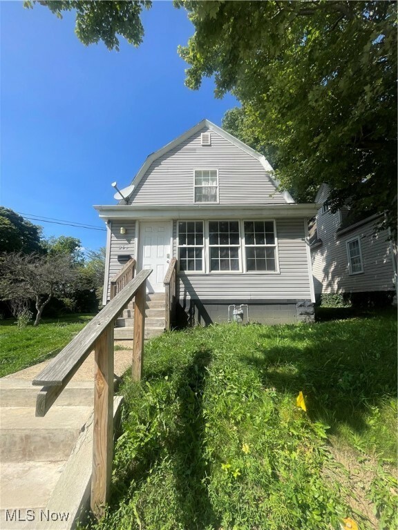 Property Photo: 265 Russell Avenue OH 44311