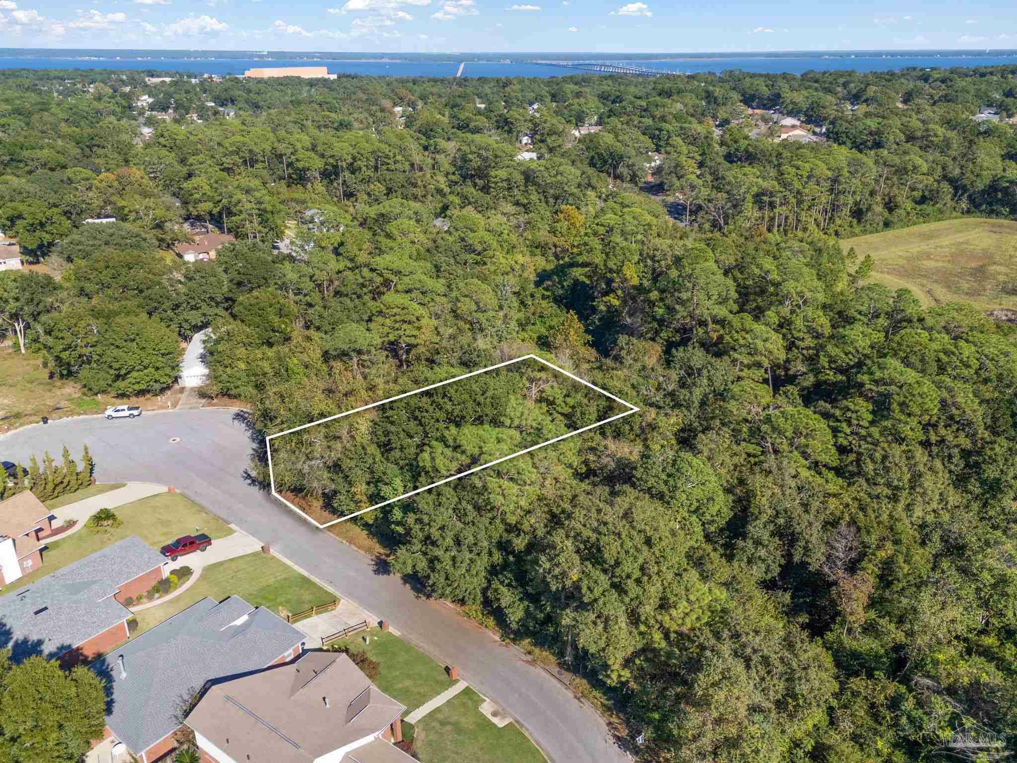 Property Photo:  7634 Wood Stream Dr  FL 32514 